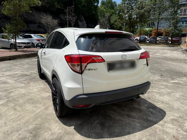 2015 Honda HR-V 1.8 V (A) - 3