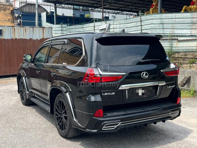 2017 Lexus LX570 5.7 (A)1OWR,LOW MIL,GD CONDITION - 4
