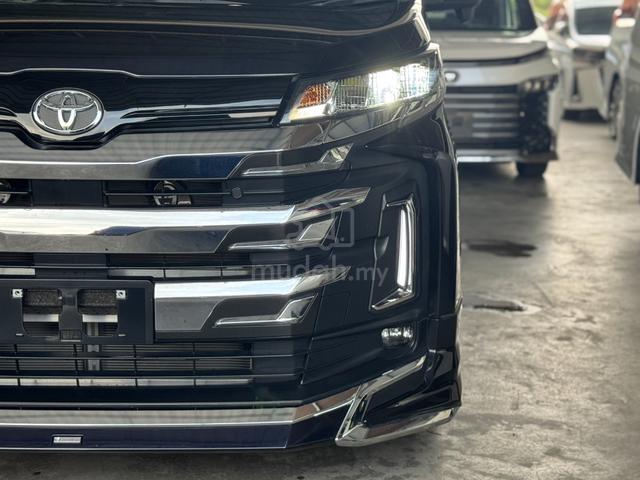 2023 Toyota NOAH 2.0 Z (A) - 3