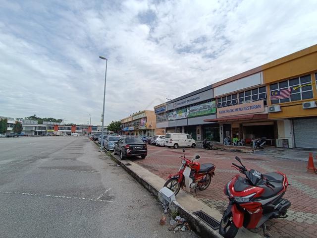 Facing Open, Lot Kedai 2 Tingkat, Taman Cattleya Senawang 1