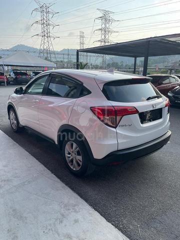 2015 Honda HR-V 1.8 E (A) 1-3 YEARS WARRANTY - 4