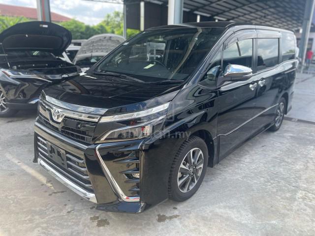 2021 Toyota VOXY 2.0 ZS KIRAMEKI III (A) - 2