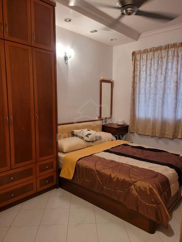 Cozy Furnished Middle Room for Mature Working Lady–Dog Lover Preferred 1