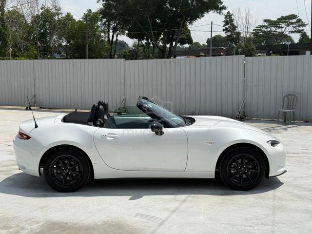 *6 Speed MT* 2022 Mazda MX-5 1.5 ROADSTER (M) ! - 5