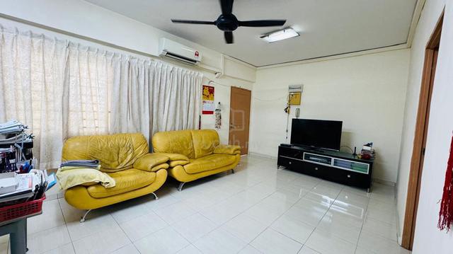 The Embassy (Bangunan Duta Impian) 1