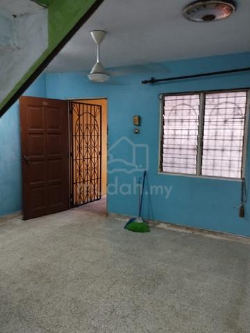 2-storey house for rent Seksyen 17, Shah Alam 1
