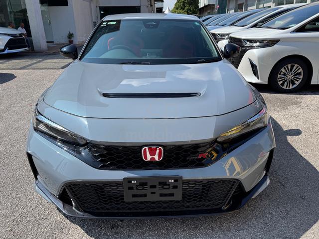 2024 Honda CIVIC 2.0 TYPE R FL5 NEW CAR 6 A UNREG - 3