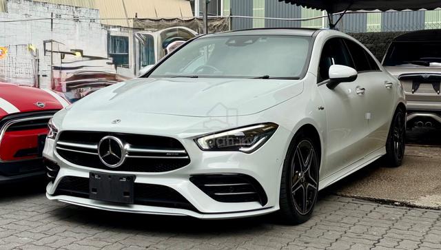 2021 Mercedes Benz CLA35 AMG 2.0 306HP Red INT - 1
