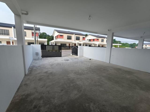 Double Storey Intermediate Terrace House For Sale At Matang Kuching 1