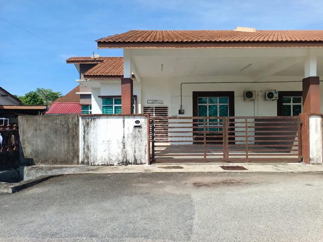 [DEKAT BANDAR] Semi-D Taman Rendang Pekan, Pahang 1