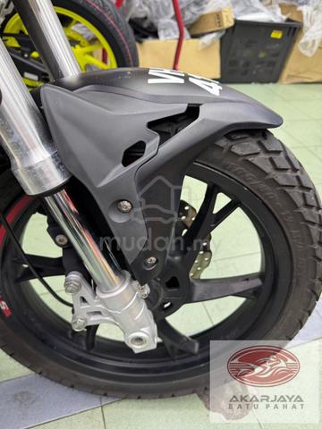Benelli 150S 416 2022 - photo 9 of 9