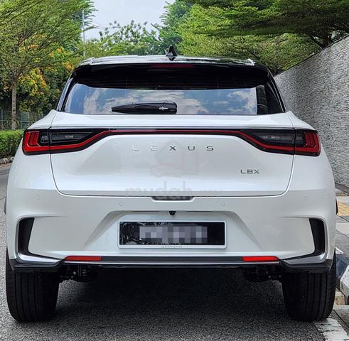 2024 Lexus LBX 1.5 LUXURY MY24 (A) - 5