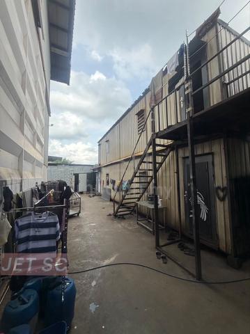 FOR RENT Telok Gong Port Klang 3 Storey Factory Warehouse 1