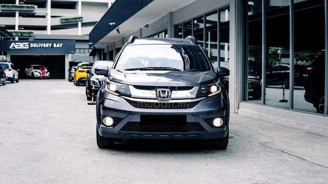 Honda BR-V 1.5 V A.PLAYER P.START L.SEAT BRV 2018 - 3