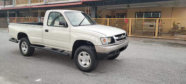 2002 Toyota HILUX SR 2.8 SINGLE CAB(M)1 Owner Only - 1