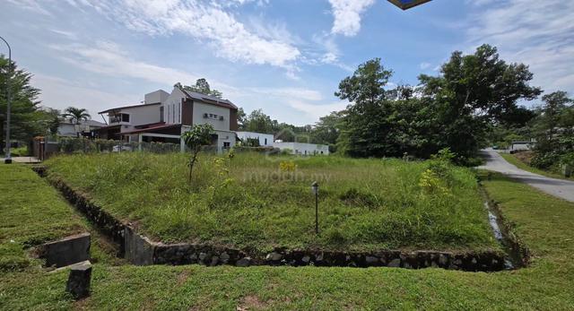 Lot Banglo [Corner] Kenanga Garden Di Saujana Utama [8,888 sqft] 1