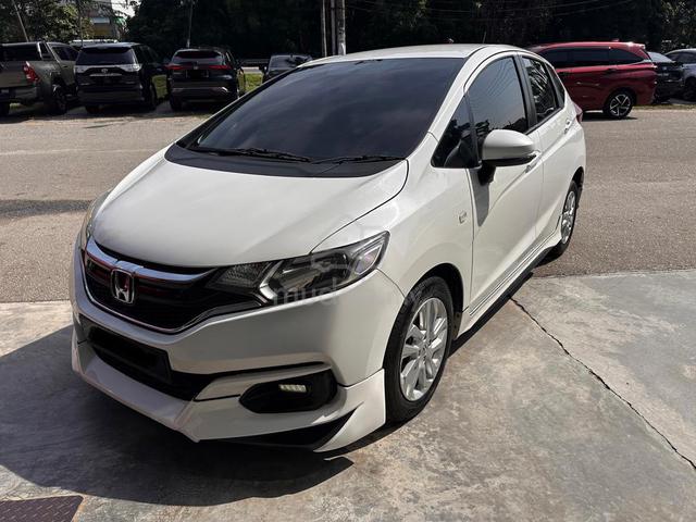 2021 Honda JAZZ 1.5 E I-VTEC (A) TIPTOP CONDITION - 3