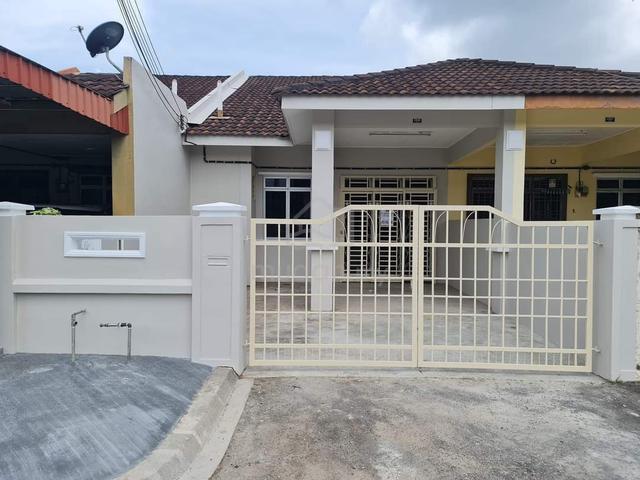 Taman senai utama (new renovation) full loan + cash back 1