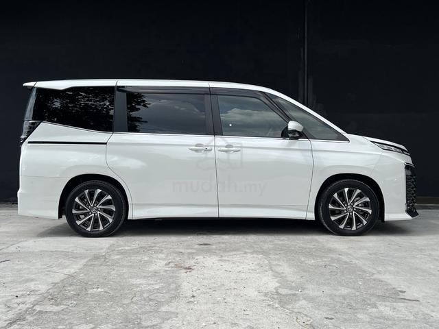 YR 2024 Toyota VOXY 2.0 S-Z (A) POWER BOOT - 5