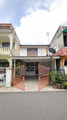2 Storey Terrace, Taman Koperasi Polis Fasa I, Gombak, Batu Caves, KL 1