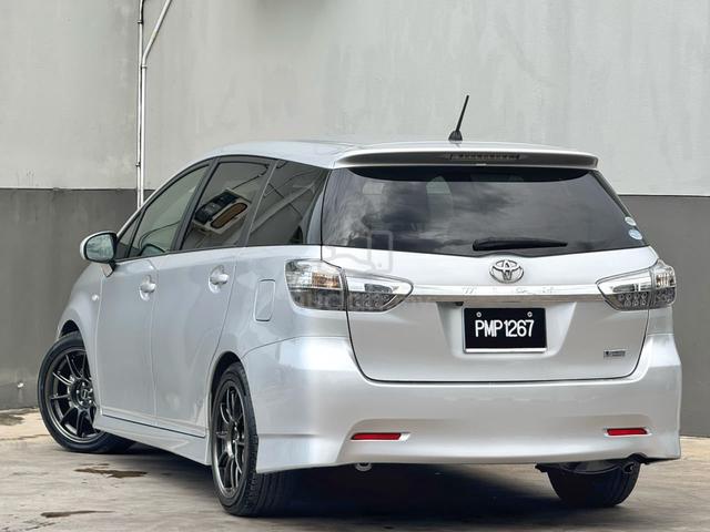 2011 Toyota WISH 1.8 S ZGE20W (A) - 5