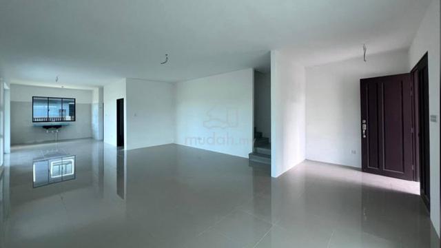 Below Market Price- 2 Storey Semi-D House, Vision Heights III, Kuching 1