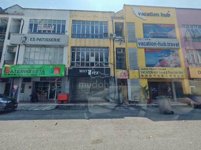 Taman Teratai - 3 Storey Shoplot 3