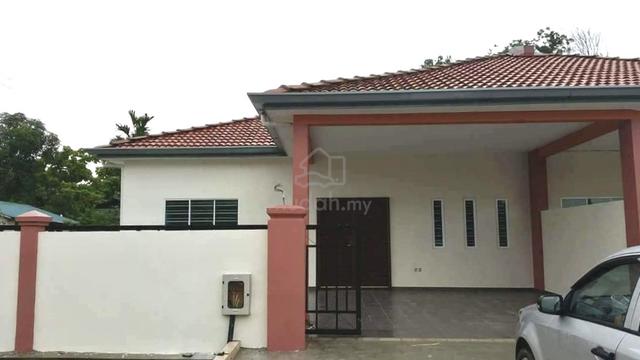 CORNER, Teres Setingkat, UNI GARDEN 1