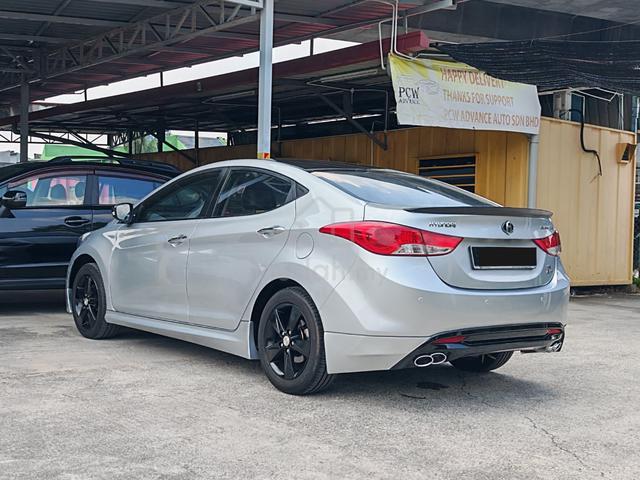 {2015} Hyundai ELANTRA 1.6 HIGH SPEC (A) - 4
