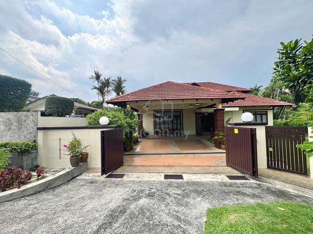 Bungalow House Kampung Tunku SS 1 Petaling Jaya 1