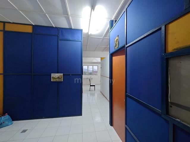 Jalan Kemacahaya 12, Taman Kemacahaya (beside Oxburgh International School) 1