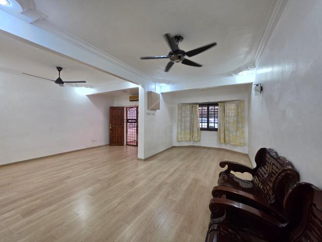 Below Value! Gated & Guarded 2 storey Muzzaffar Heights ayer keroh 1