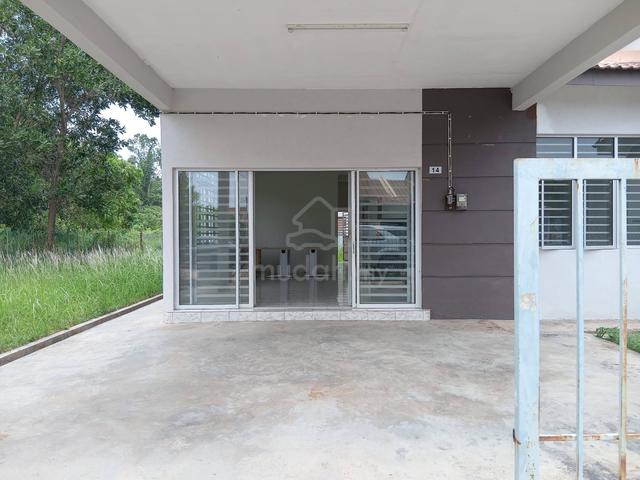 RUMAH SEMI-D END LOT Mahkota Jaya Jalan Gambang 1