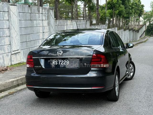 ORI 2017 Volkswagen VENTO 1.6 COMFORTLINE (A) - 5