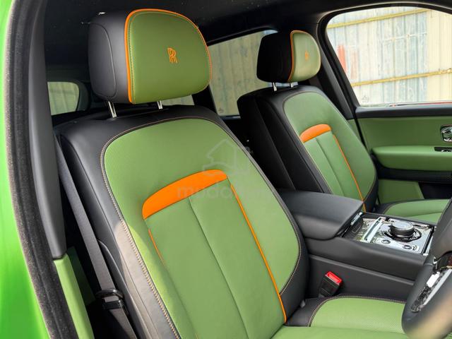 2024 Rolls Royce CULLINAN 6.7 V12 AWD (A) - 4
