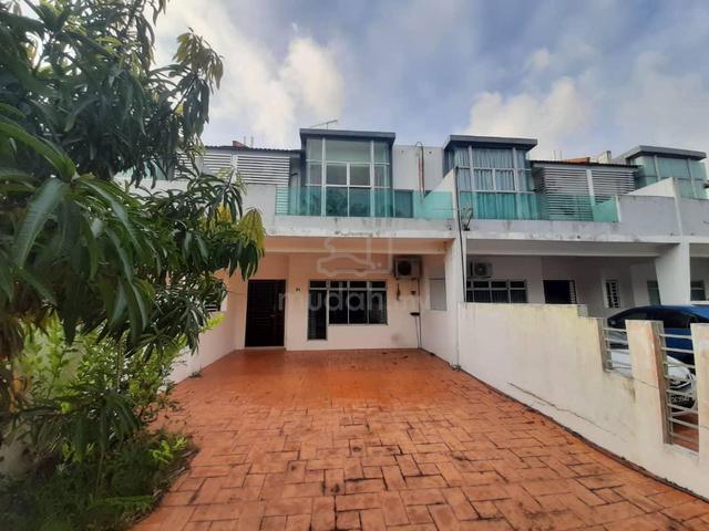 Bandar Penawar Desaru Utama Jalan Pulai Escadia Double Storey House 1
