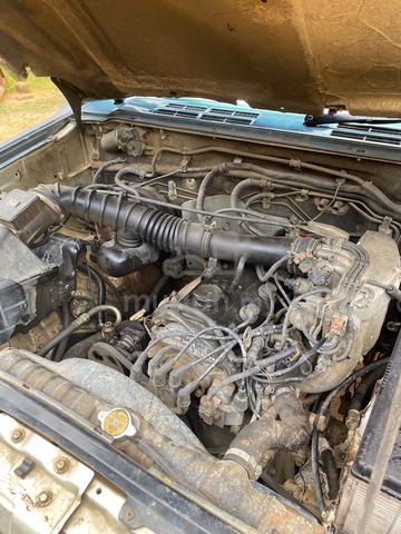 2000 Mitsubishi PAJERO 2.5 SUPER EXCEED 5 SEATER - 2