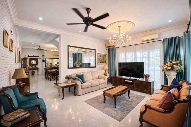 [HUGE LAND] Double Sty Bungalow Seksyen 6, Bandar Bukit Mahkota, Bangi 1