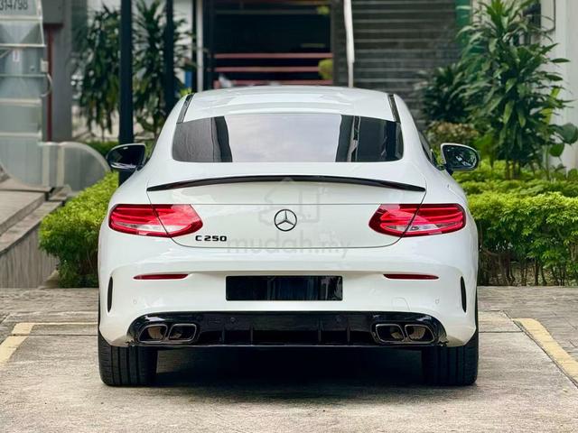 Mercedes Benz C250 2.0 COUPE AMG RedIntrior C63Kit - 2