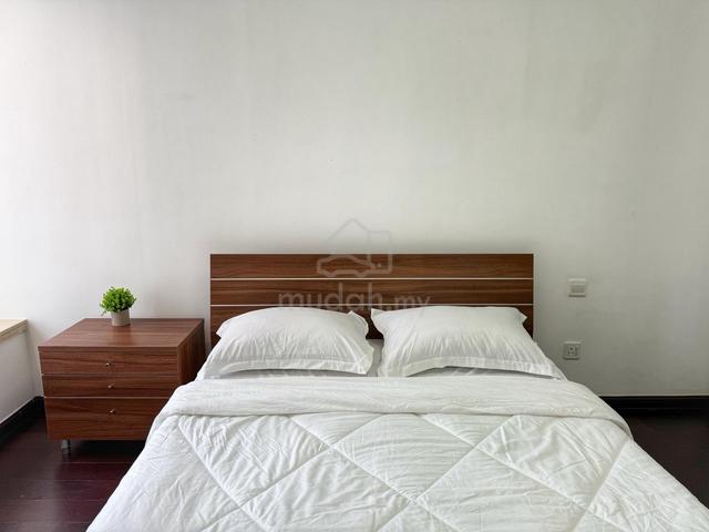R&F Princess Cove, Room Rental, Jb Town, Walking Distance Ciq, Sg 2