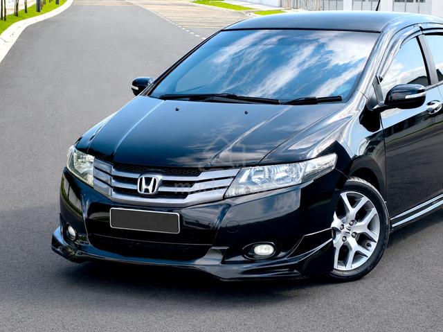 {2012}Honda CITY 1.5 E MODULO P/SHIFT Bodykit F/Lo - 5