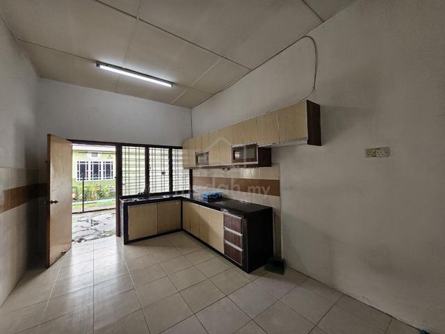 For Sale Single Storey Terrace Taman Seri Mewah, Meru Klang 3