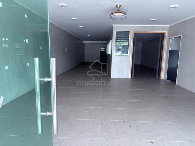 Ground floor shop Perling facing Main Road, Persisiran Perling 1