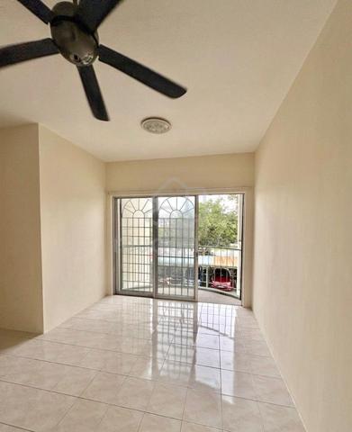 Rosewood Lilywood Court 1