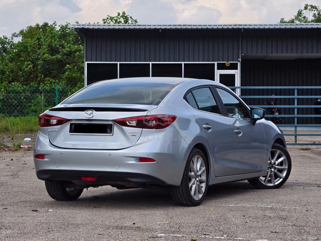 2018 Mazda 3 2.0 SKYCTIV-G HIGH FU/SERVICES MAZDA - 4