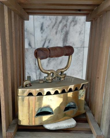 Carousel Image