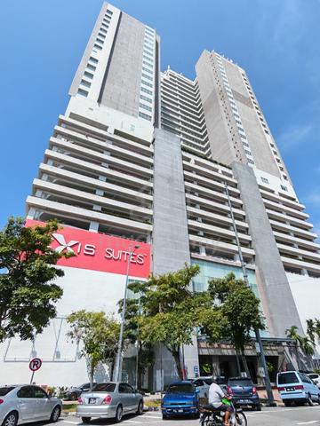 The Lexis Suite Condotel 1