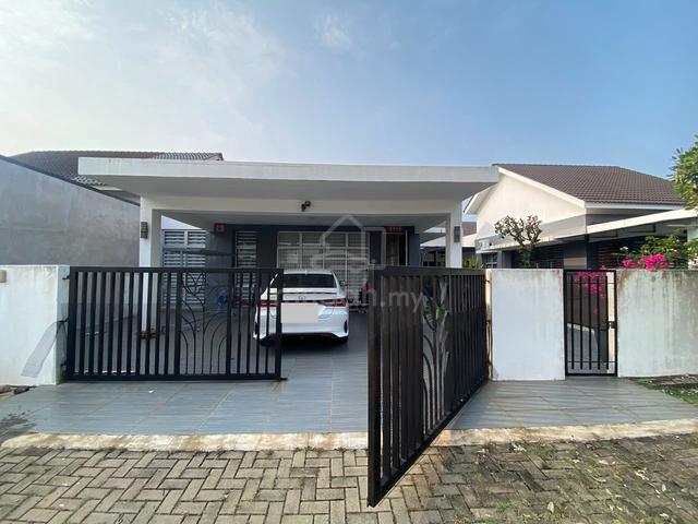 Full Extend belakang rumah. Semi D Setingkat Evergreen 2 Kotasas , Ku 1