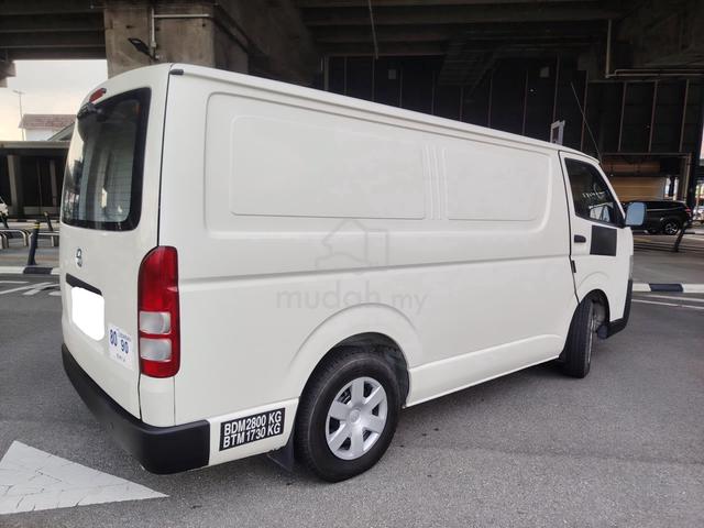 2014 Toyota Hiace 2.5 (M) Panel Van - 4