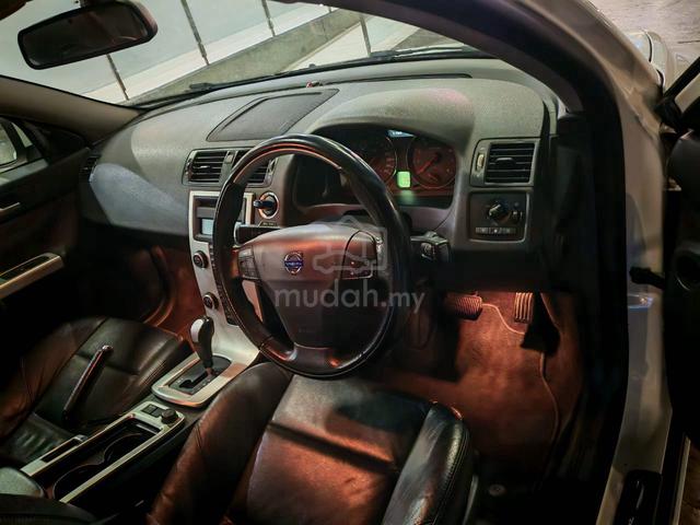 1999 Volvo S40 2.0 (A) - 4